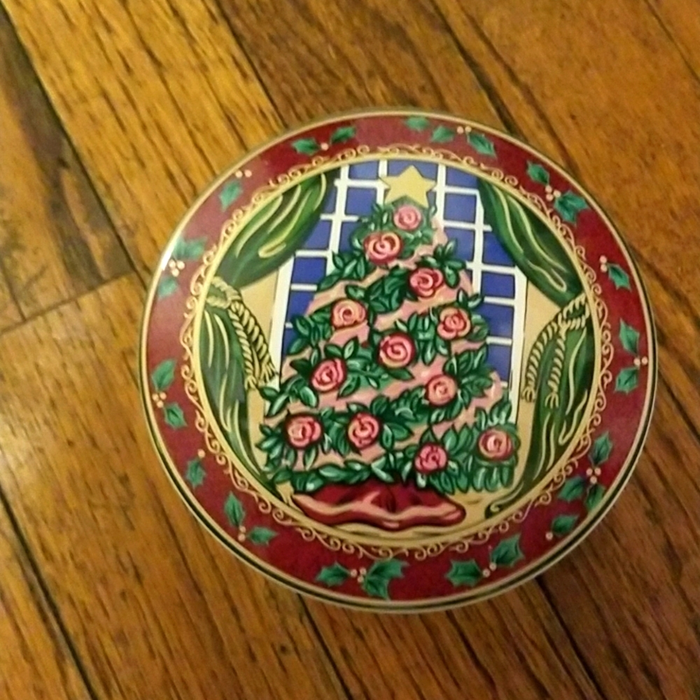Mikasa Christmas Trinket Box